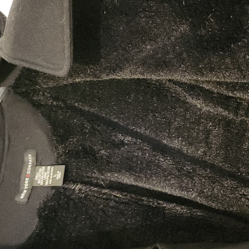 Peacoat - Picture 3 of 3